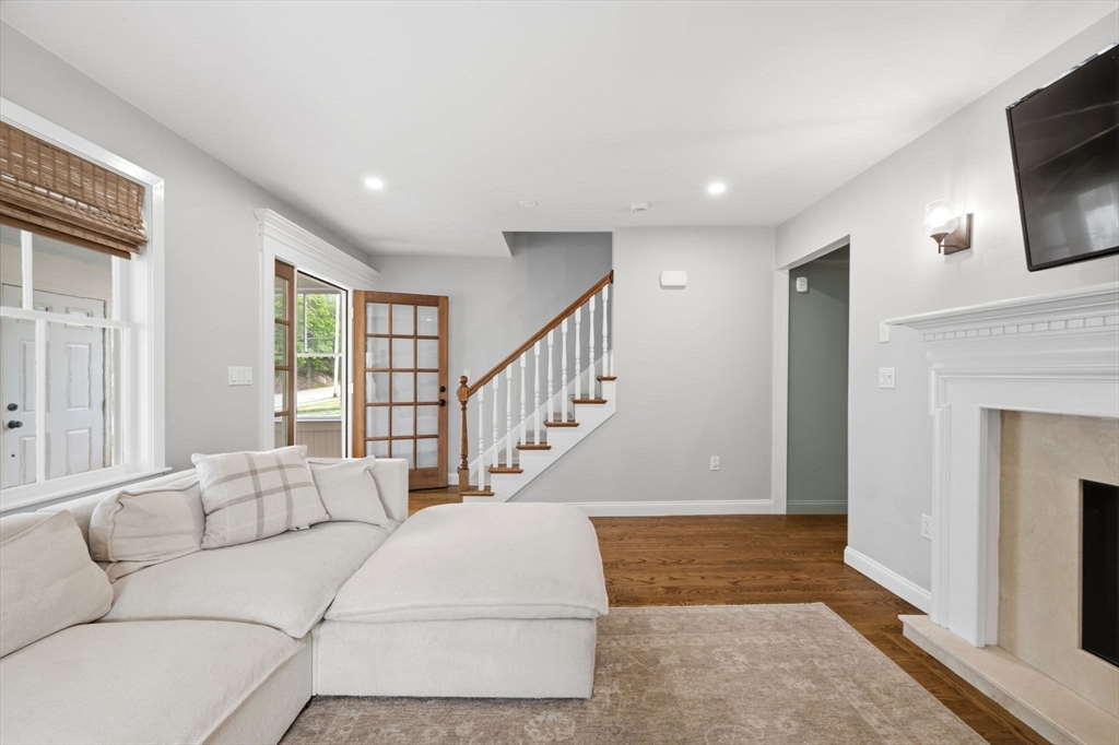 19 Hersey St