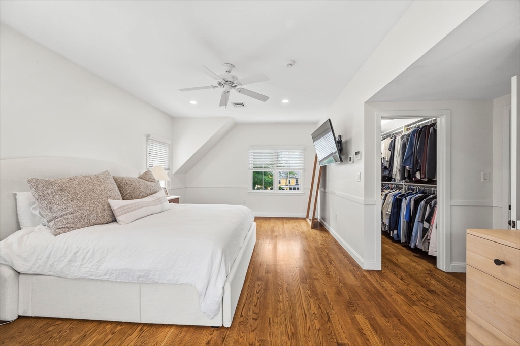 19 Hersey St