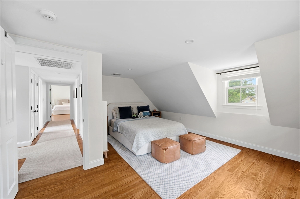 19 Hersey St