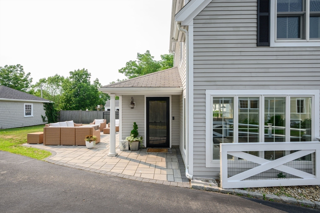 19 Hersey St