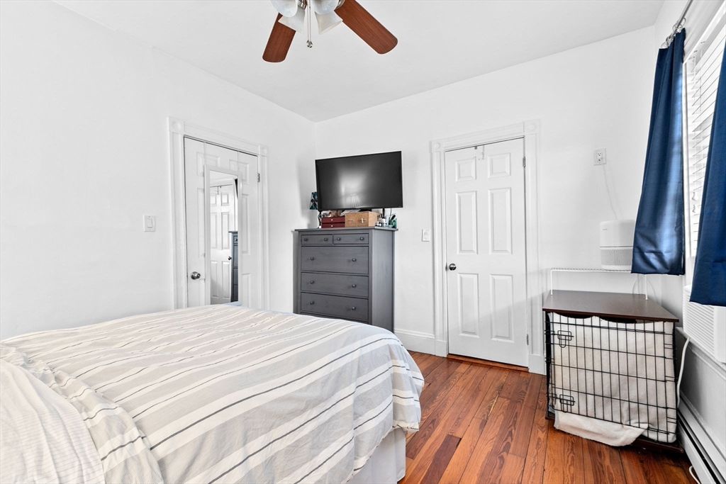 12 Houghton St # 1