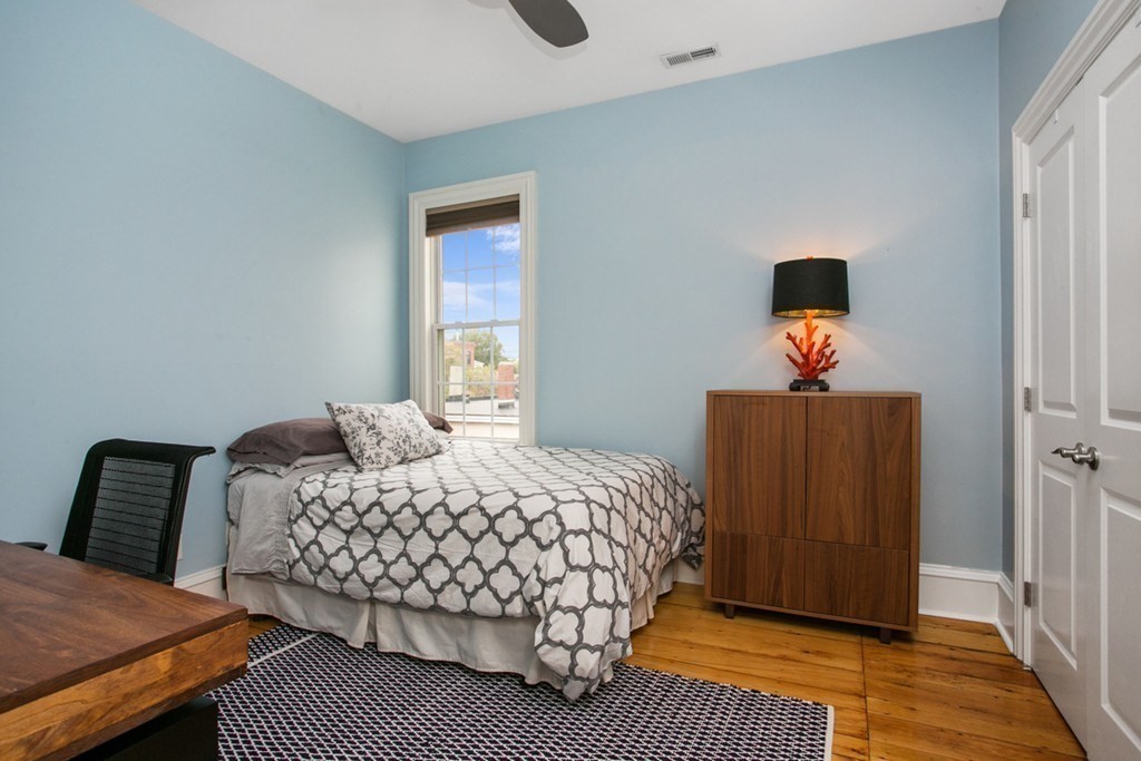 703 E 4th St. # 3
