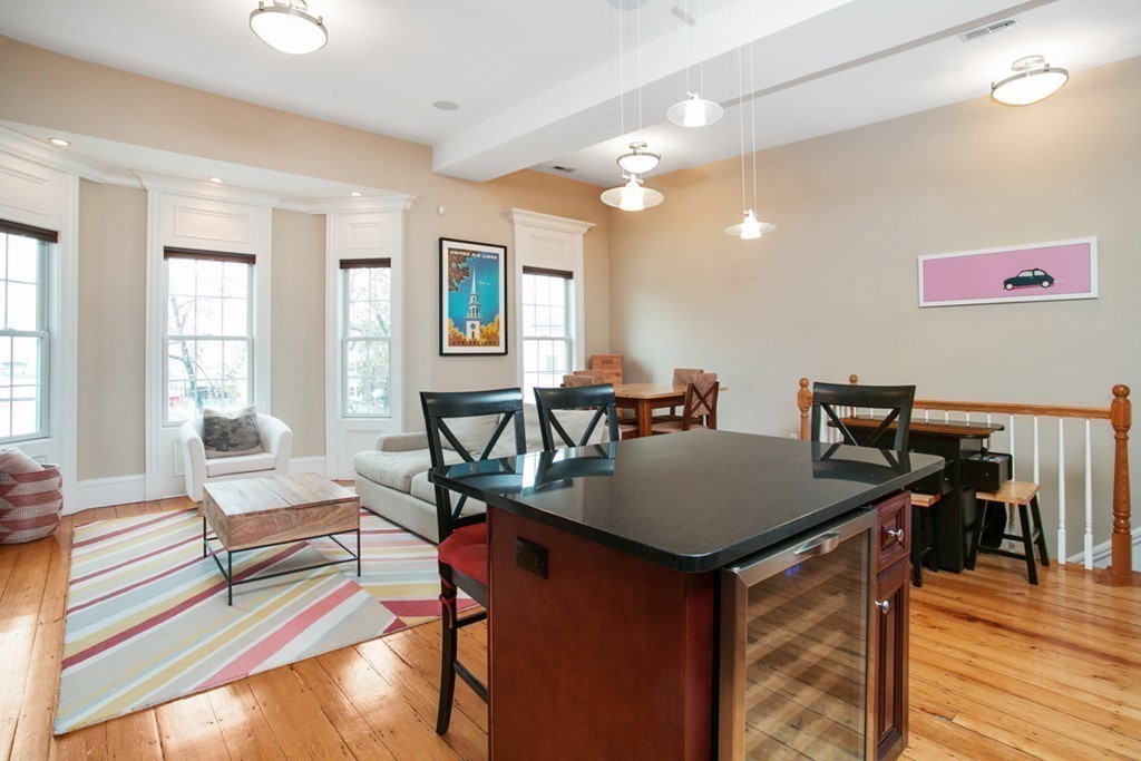 703 E 4th St. # 3