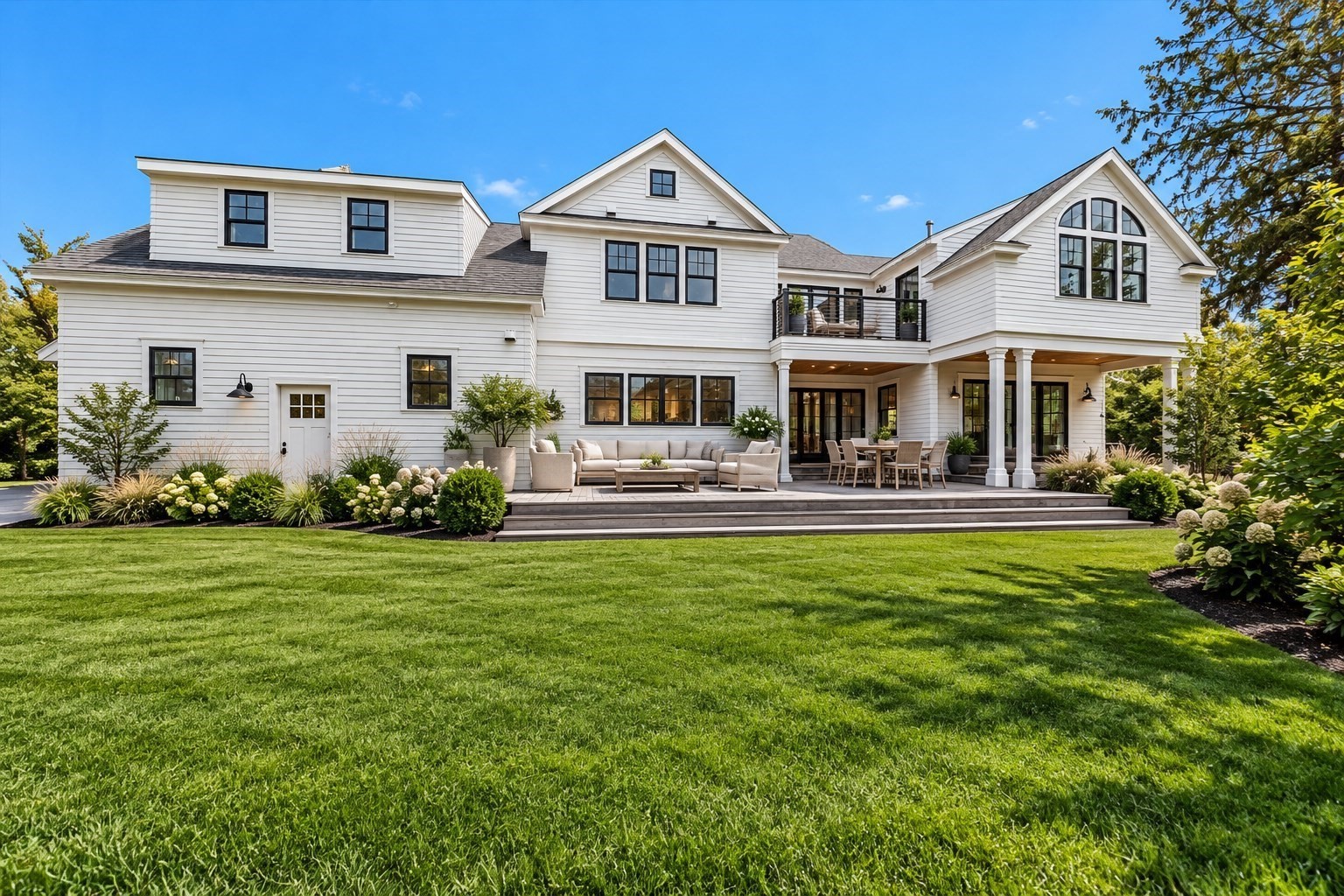 119 Downer Ave