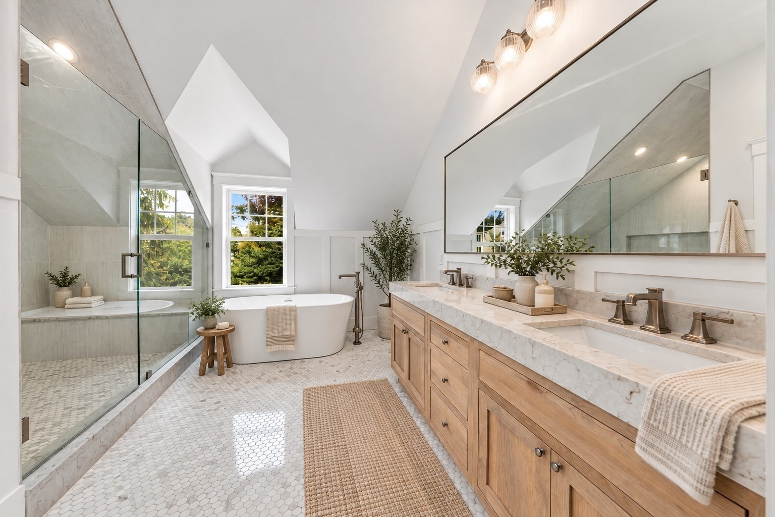 119 Downer Ave