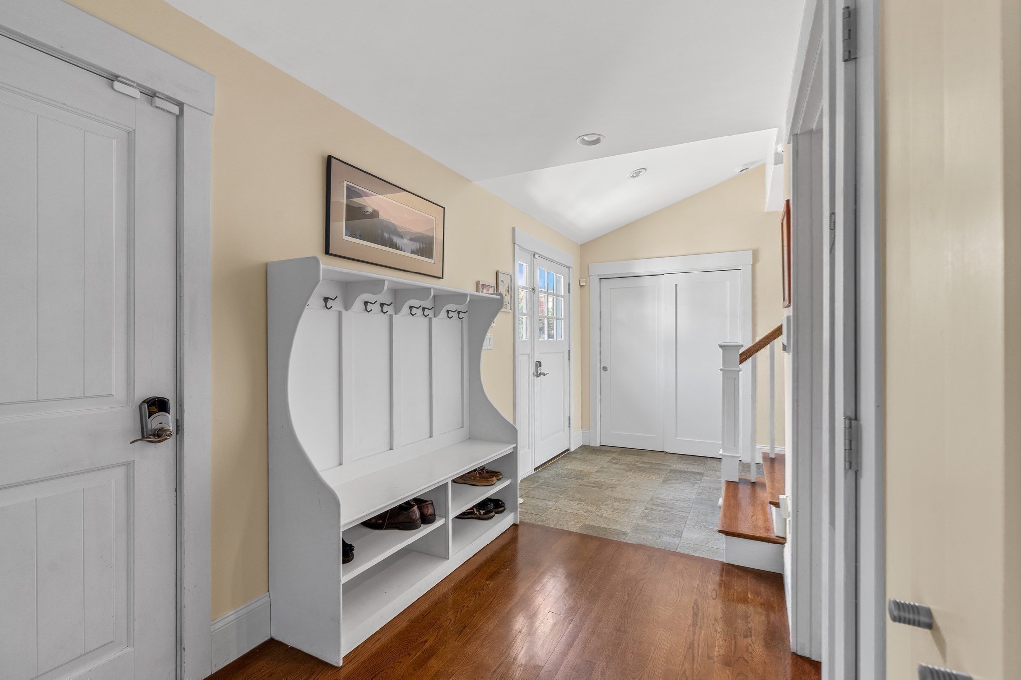 20 Bay View Ave