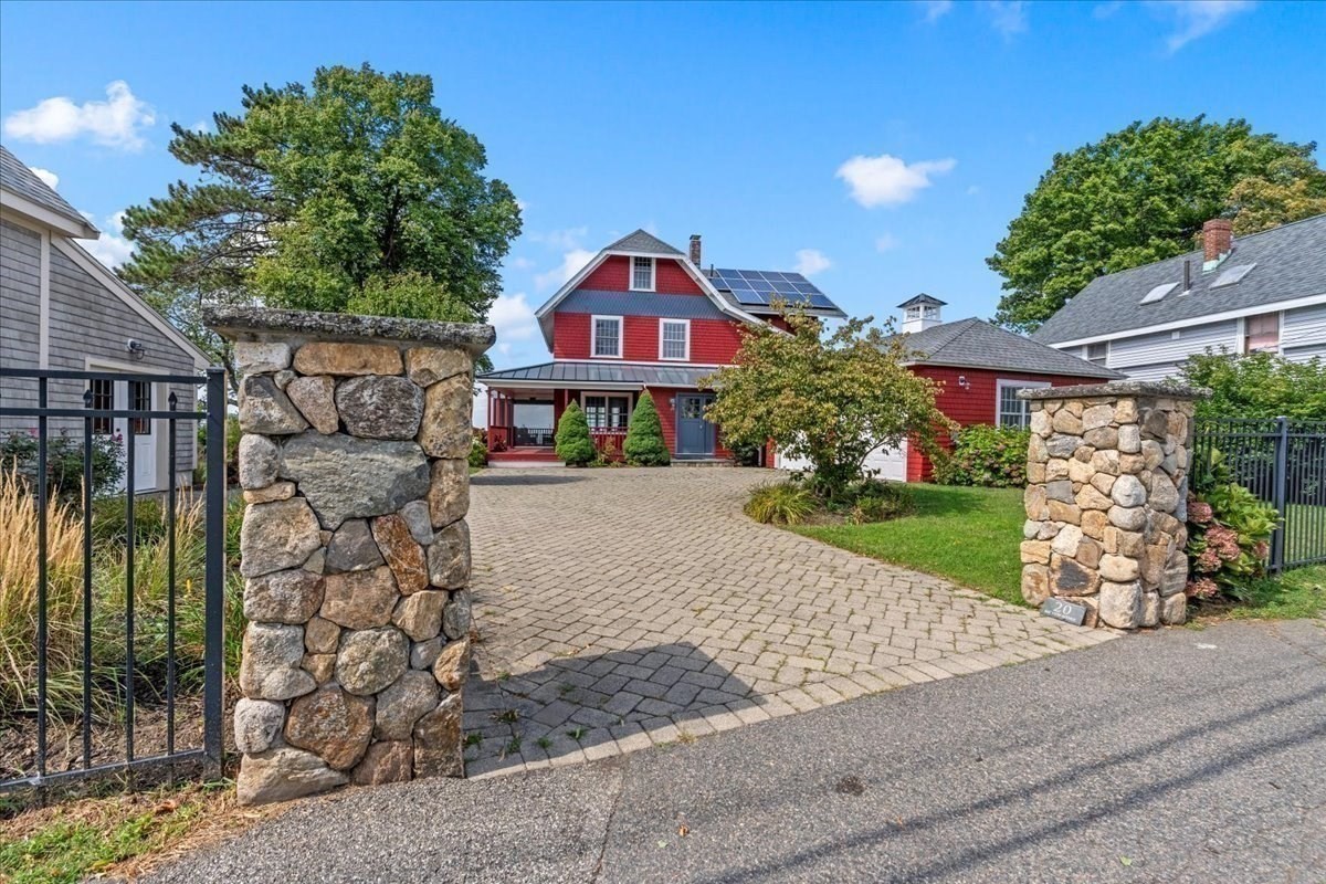 20 Bay View Ave