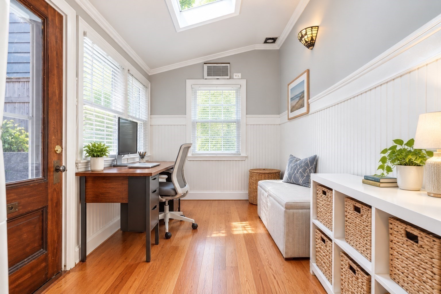 131 I St # 1