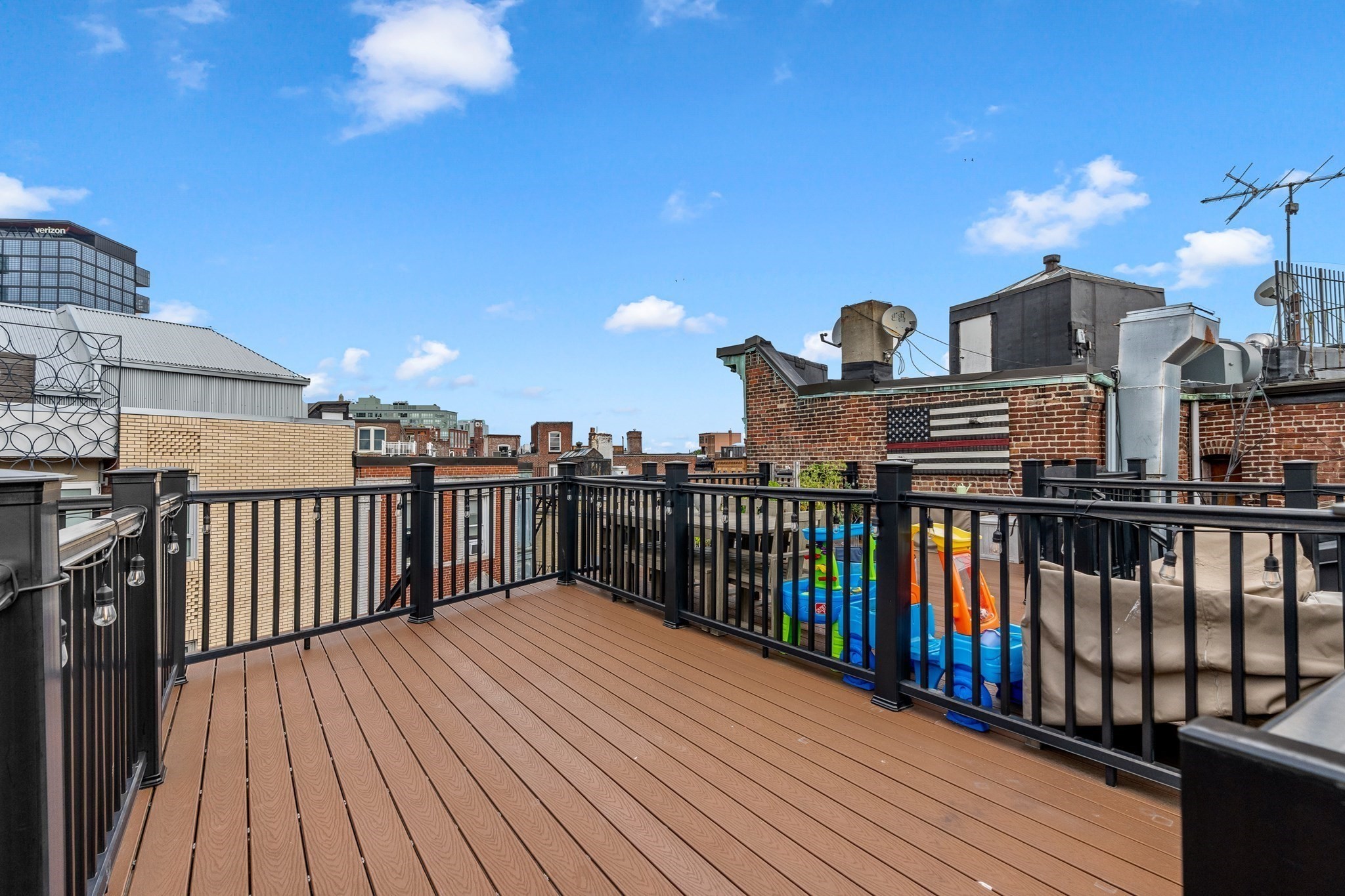 135-137 Salem St # 7