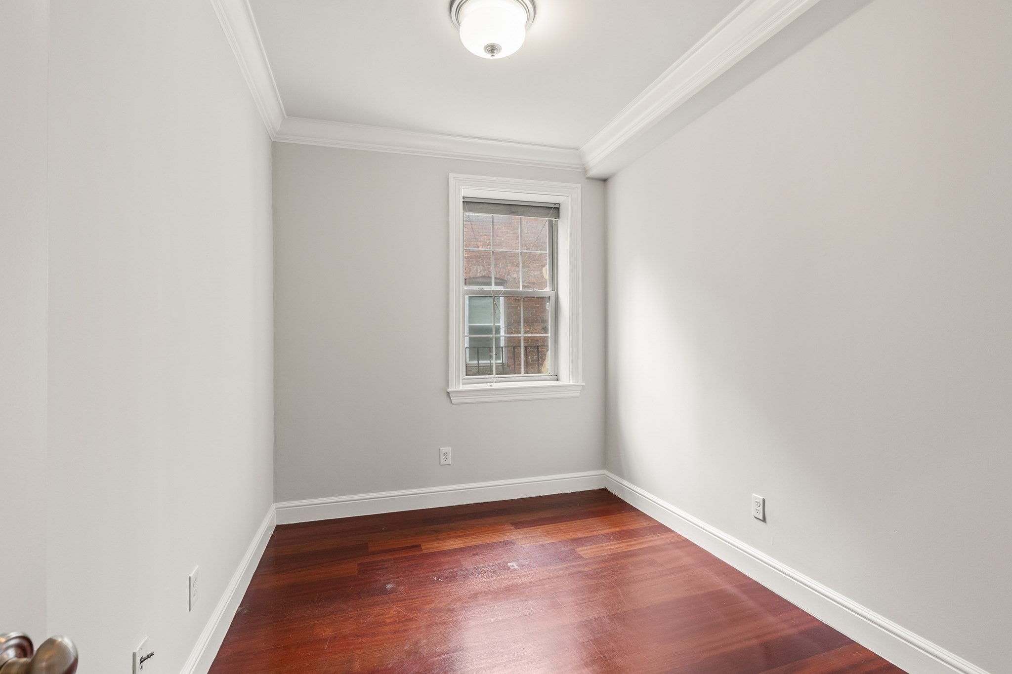 135-137 Salem St # 7