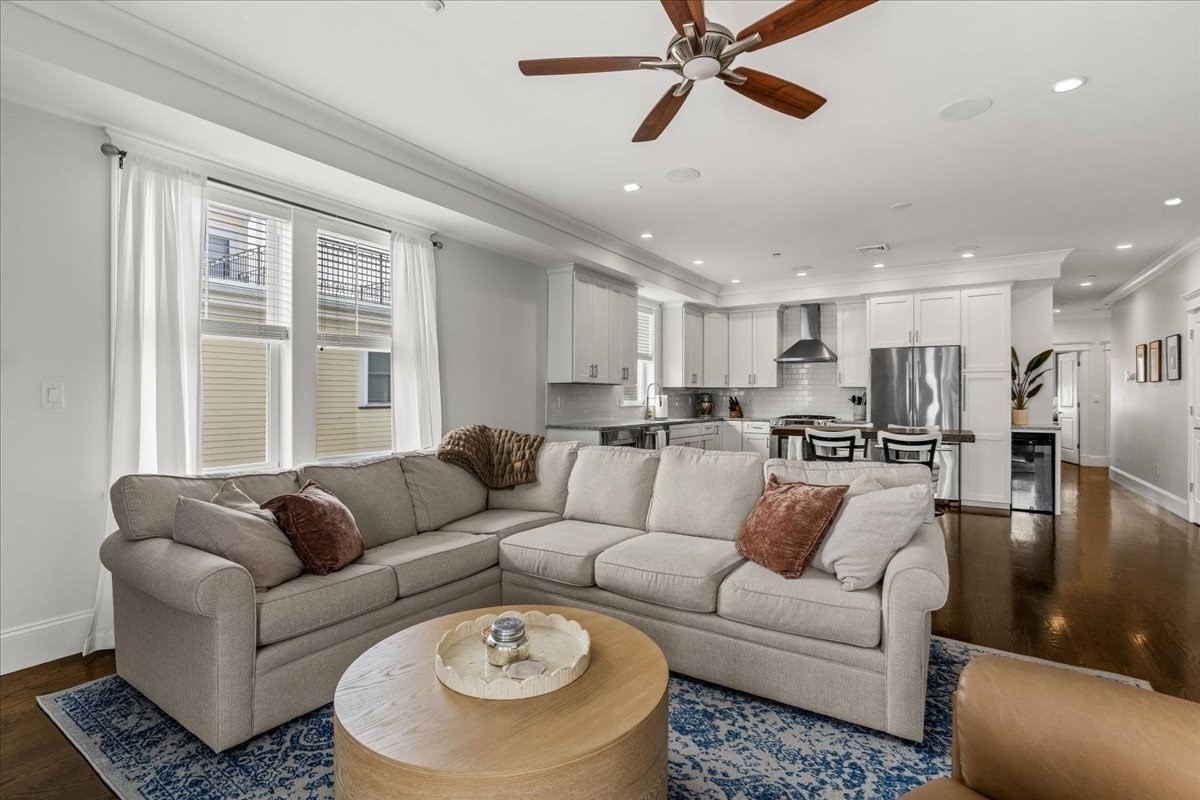 45 Coffey St # 6