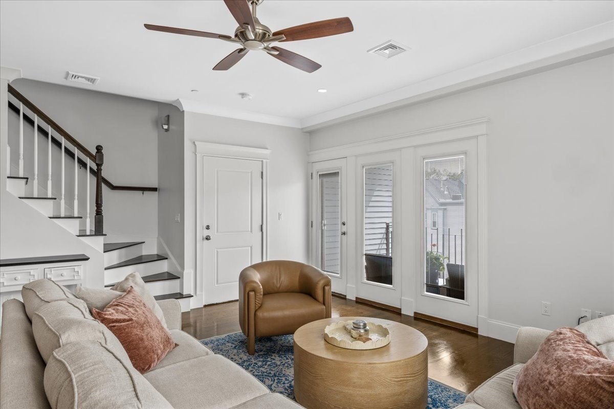 45 Coffey St # 6