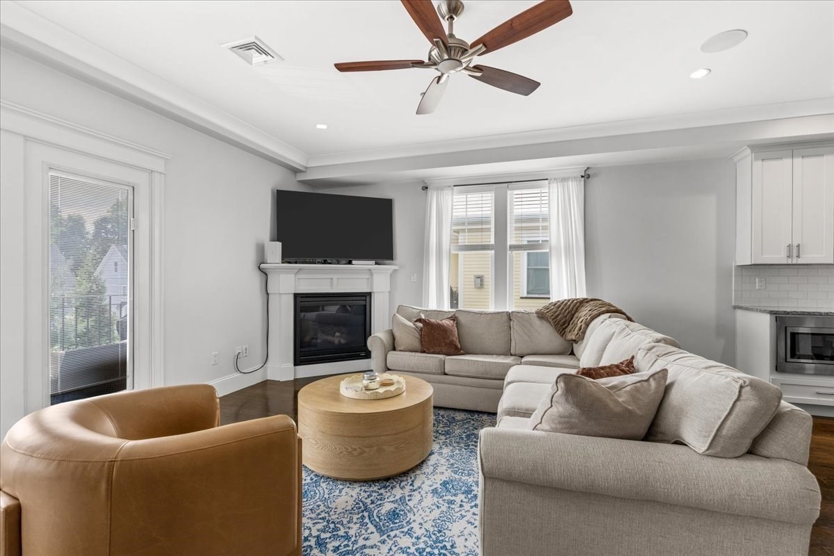 45 Coffey St # 6