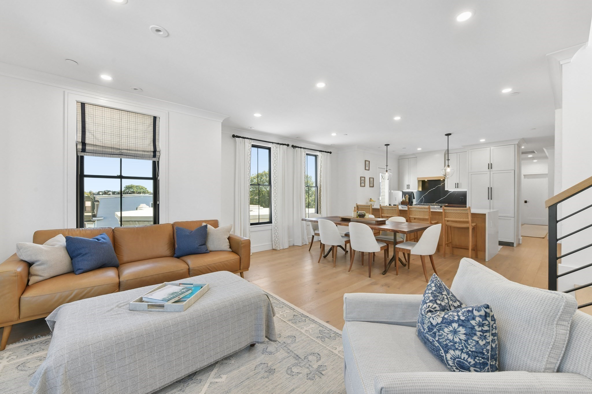 57 Saratoga St # 8
