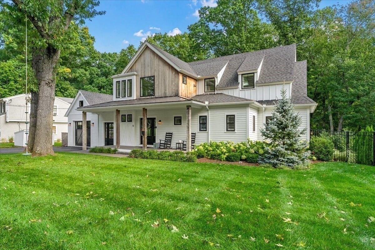 9 Pioneer Rd