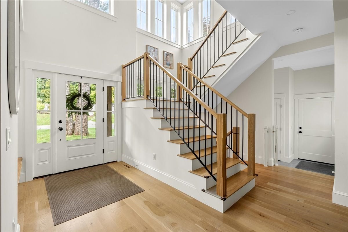 9 Pioneer Rd