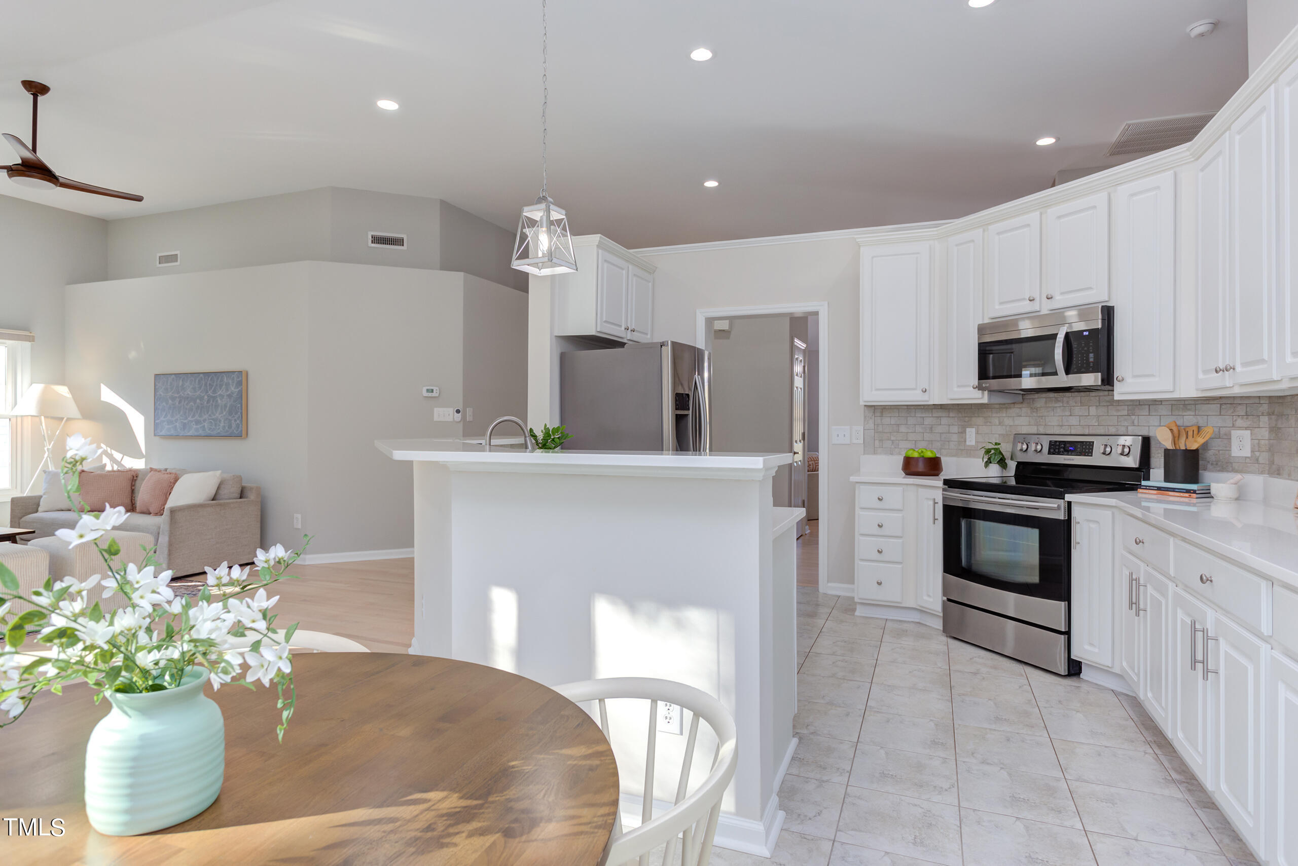 706 Chancellors Ridge Drive