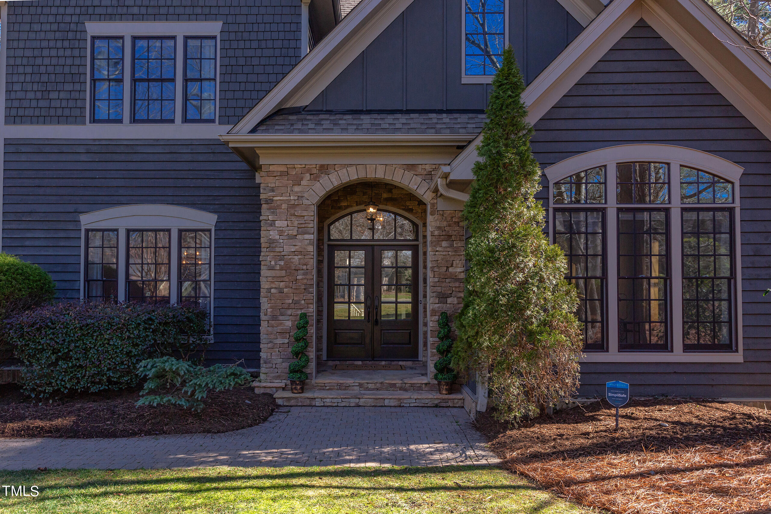 113 Cross Creek Drive