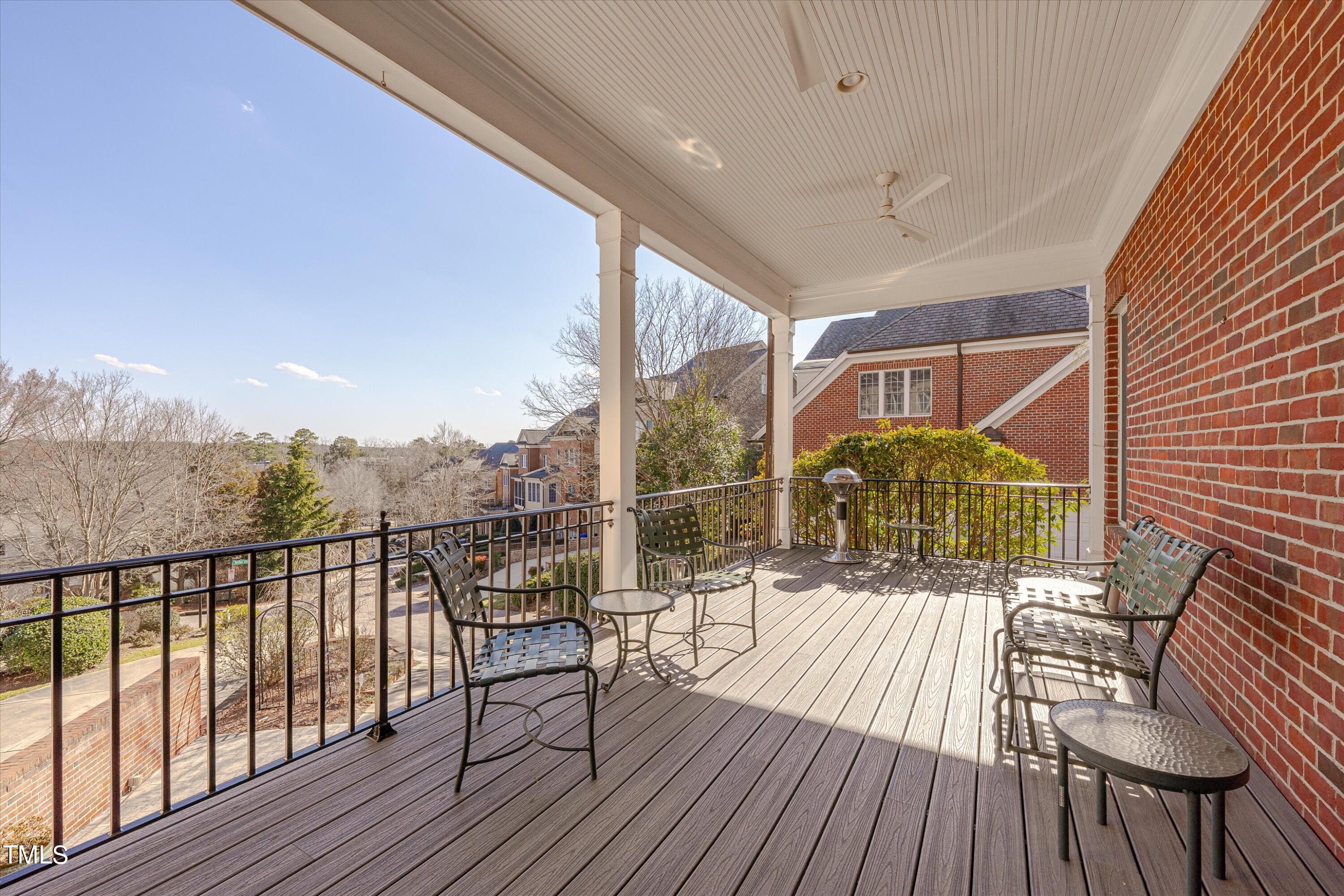 200 Oval Park Place