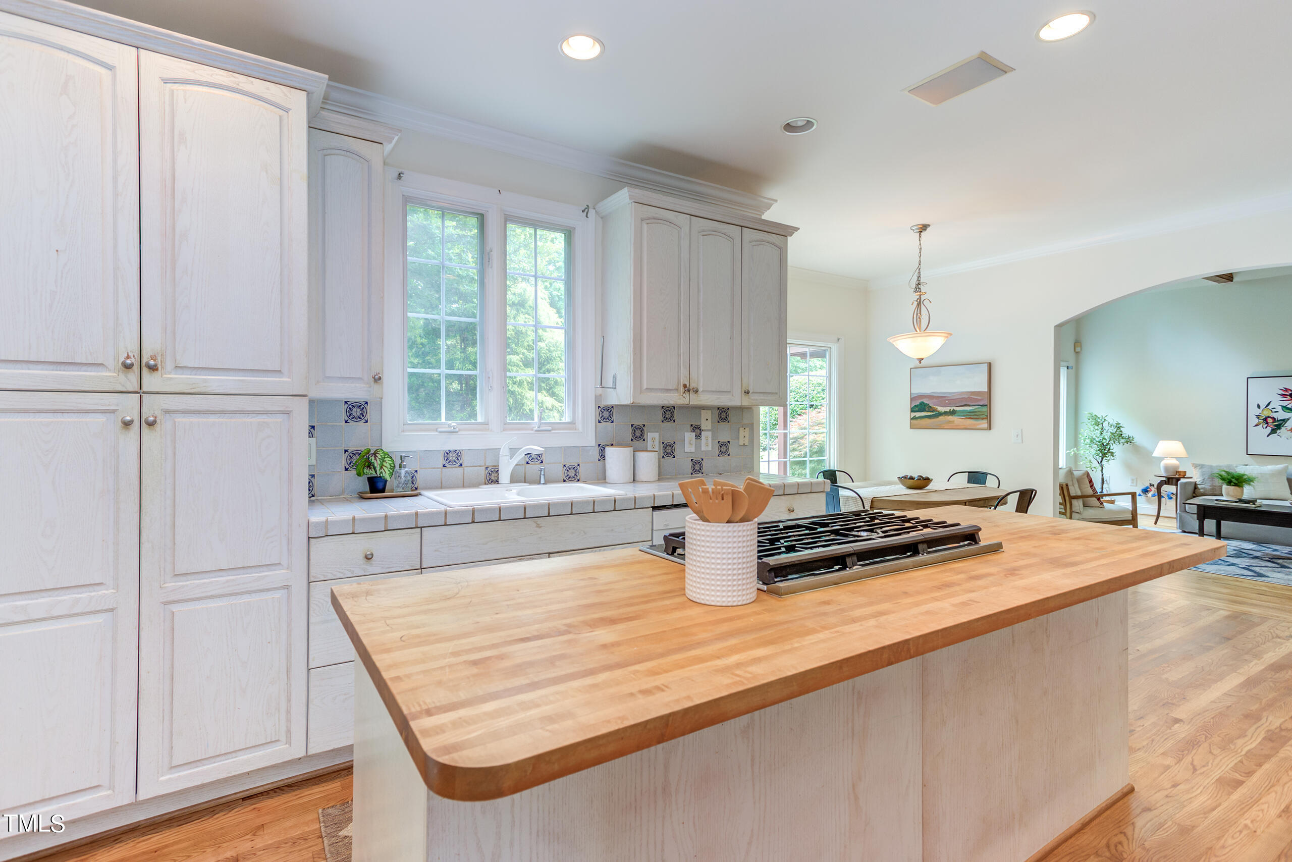 1005 Woodlot Ridge Road