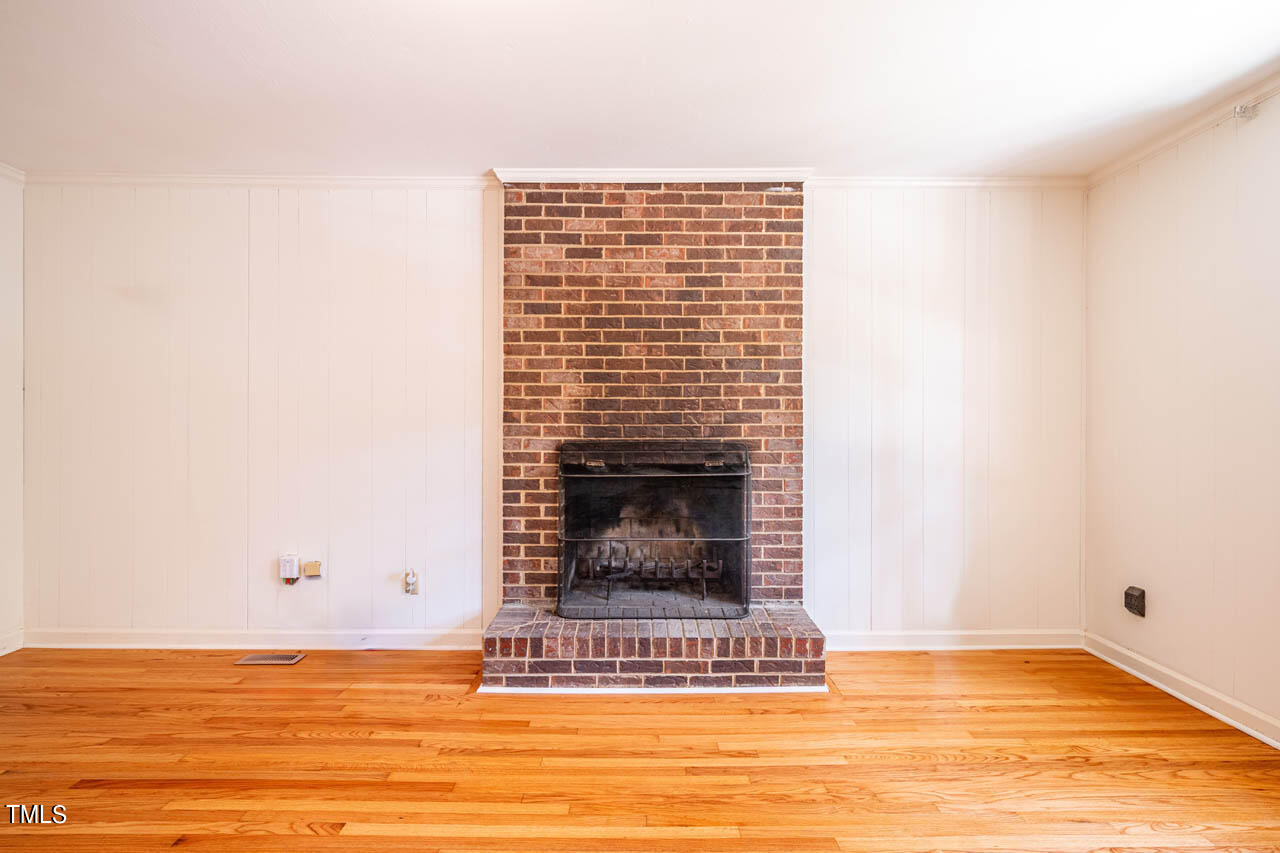 404 Landerwood Lane