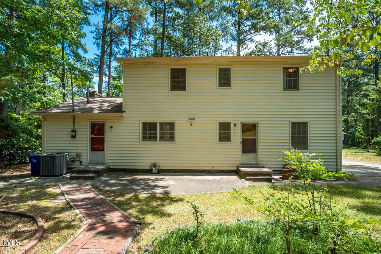 404 Landerwood Lane