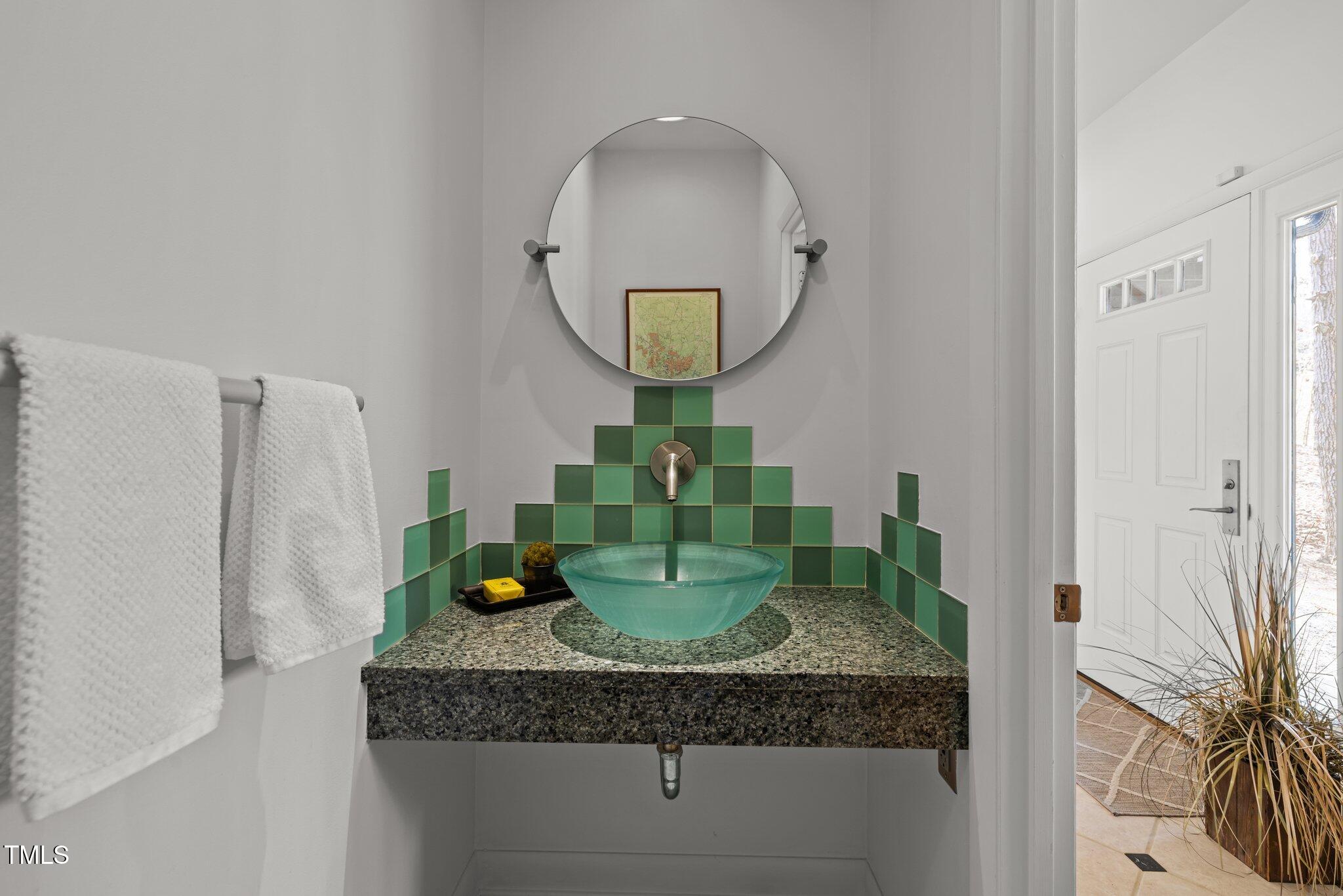 1011 Oxbow Crossing Road