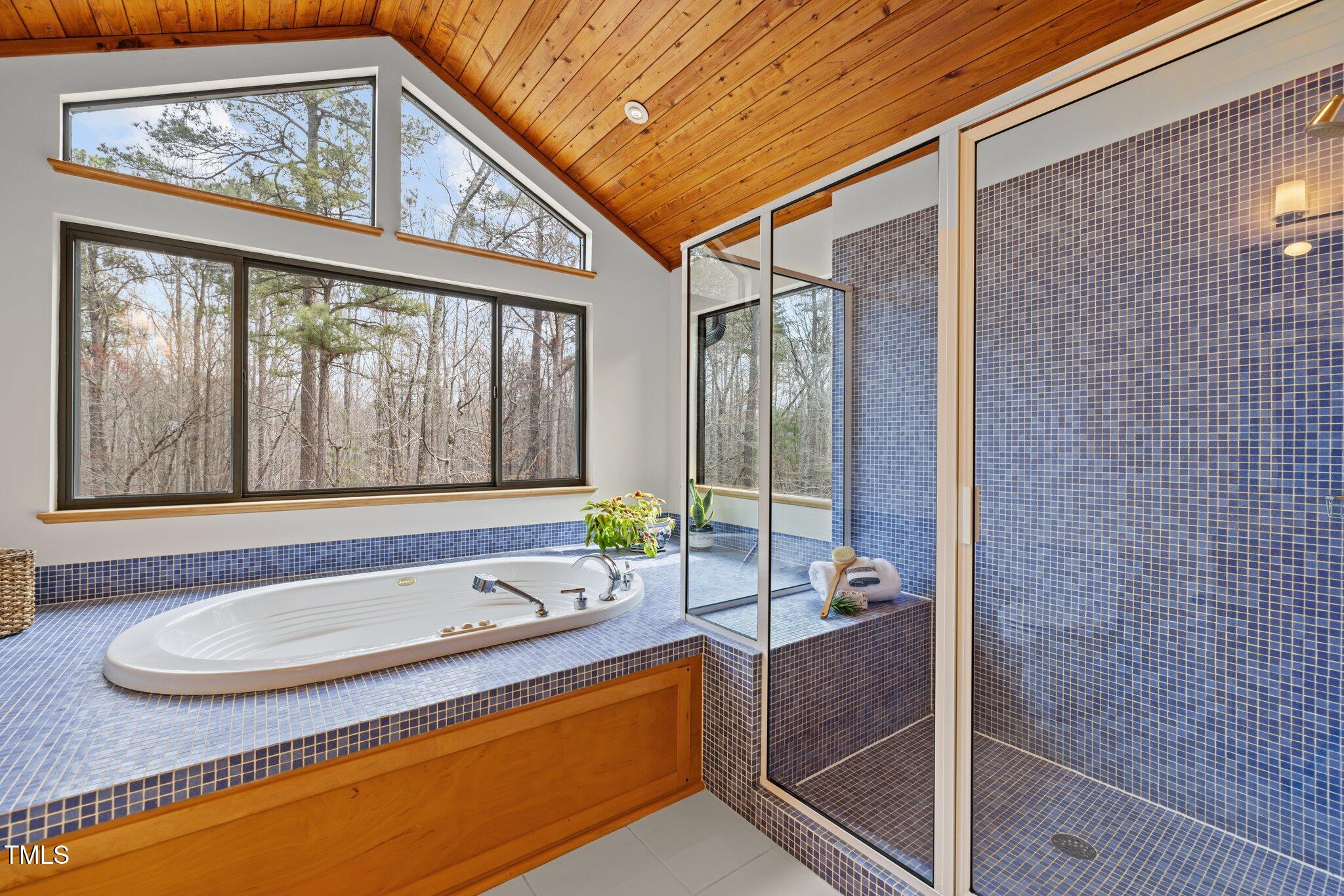 1011 Oxbow Crossing Road