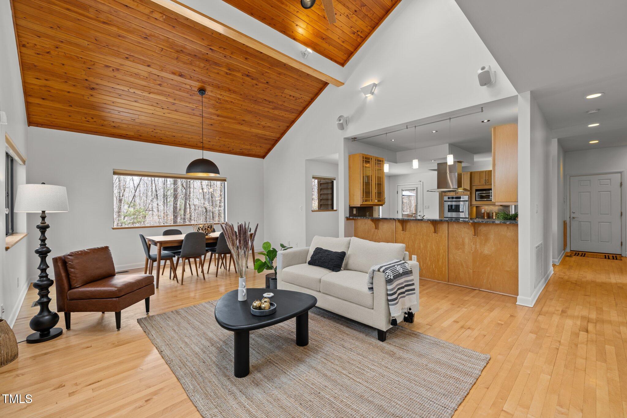 1011 Oxbow Crossing Road