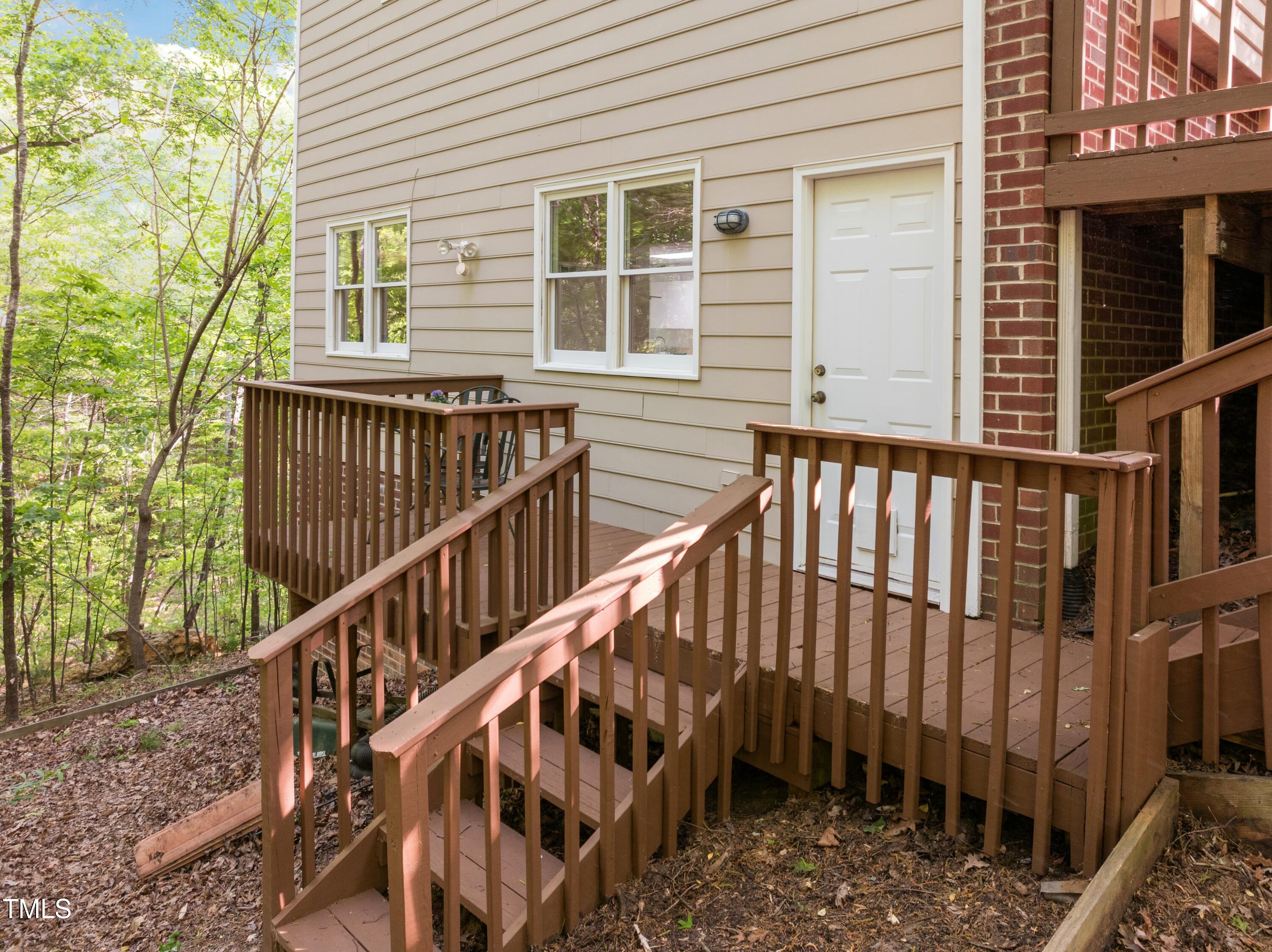 205 Glenview Place