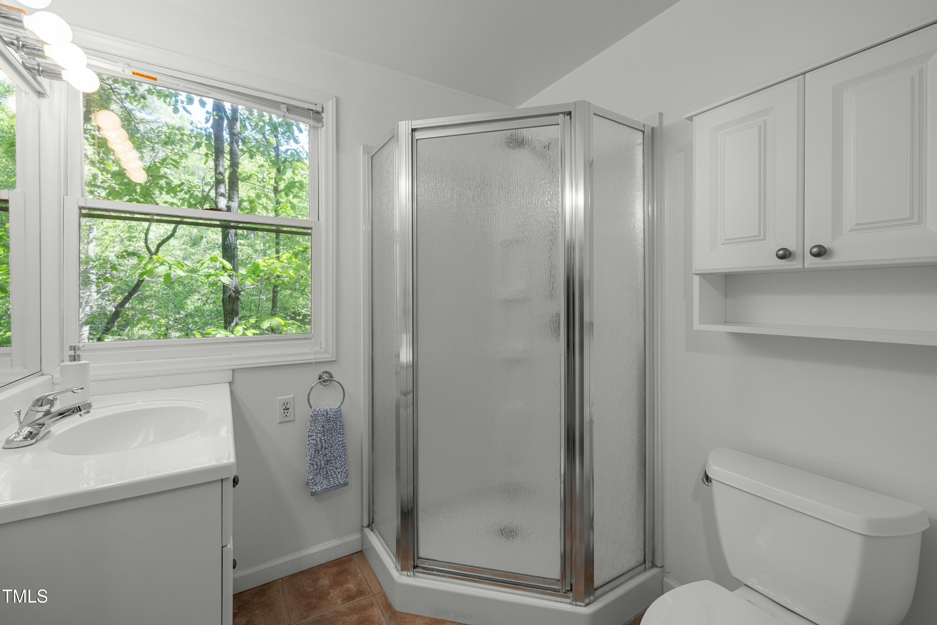 205 Glenview Place