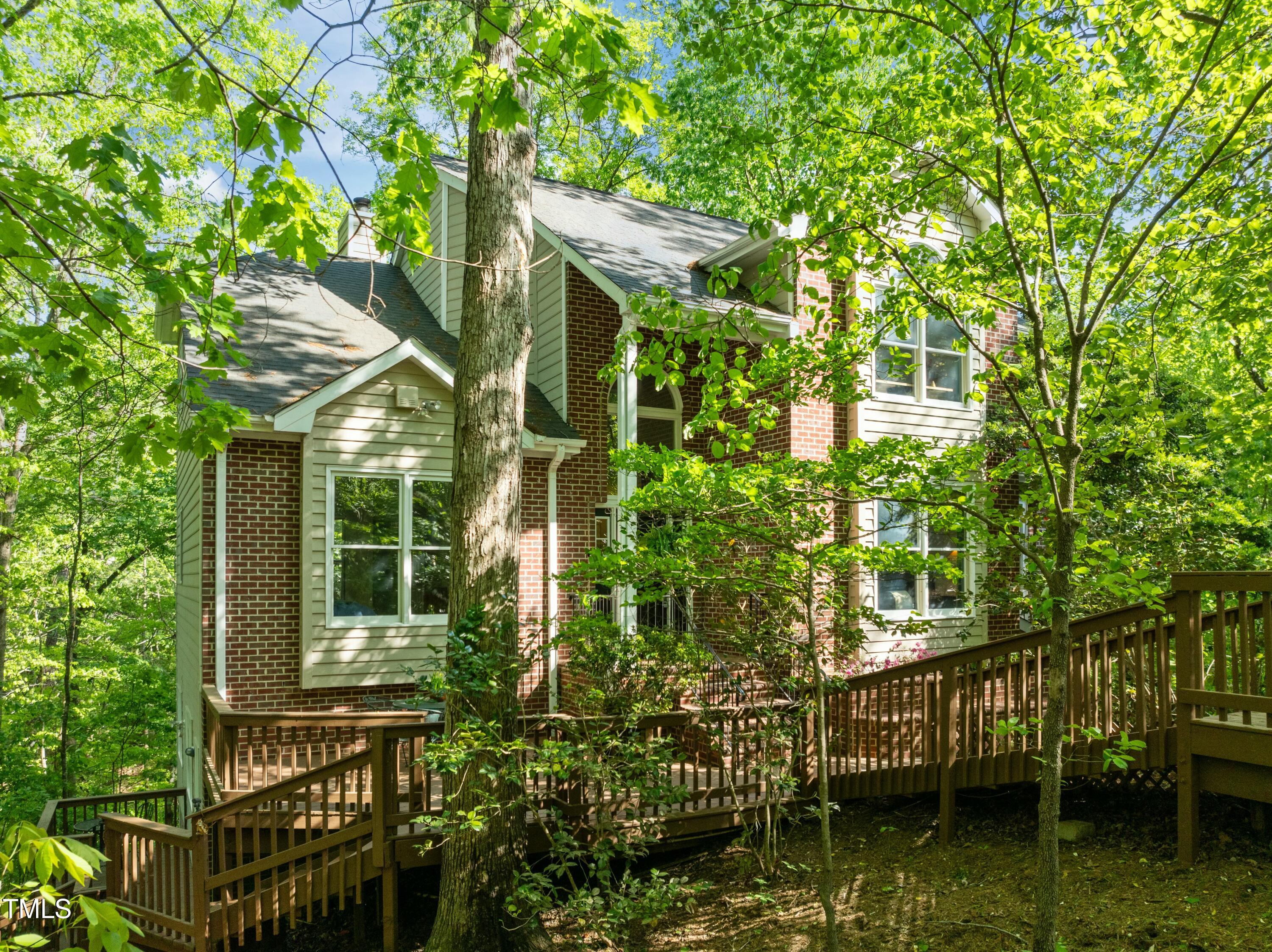 205 Glenview Place