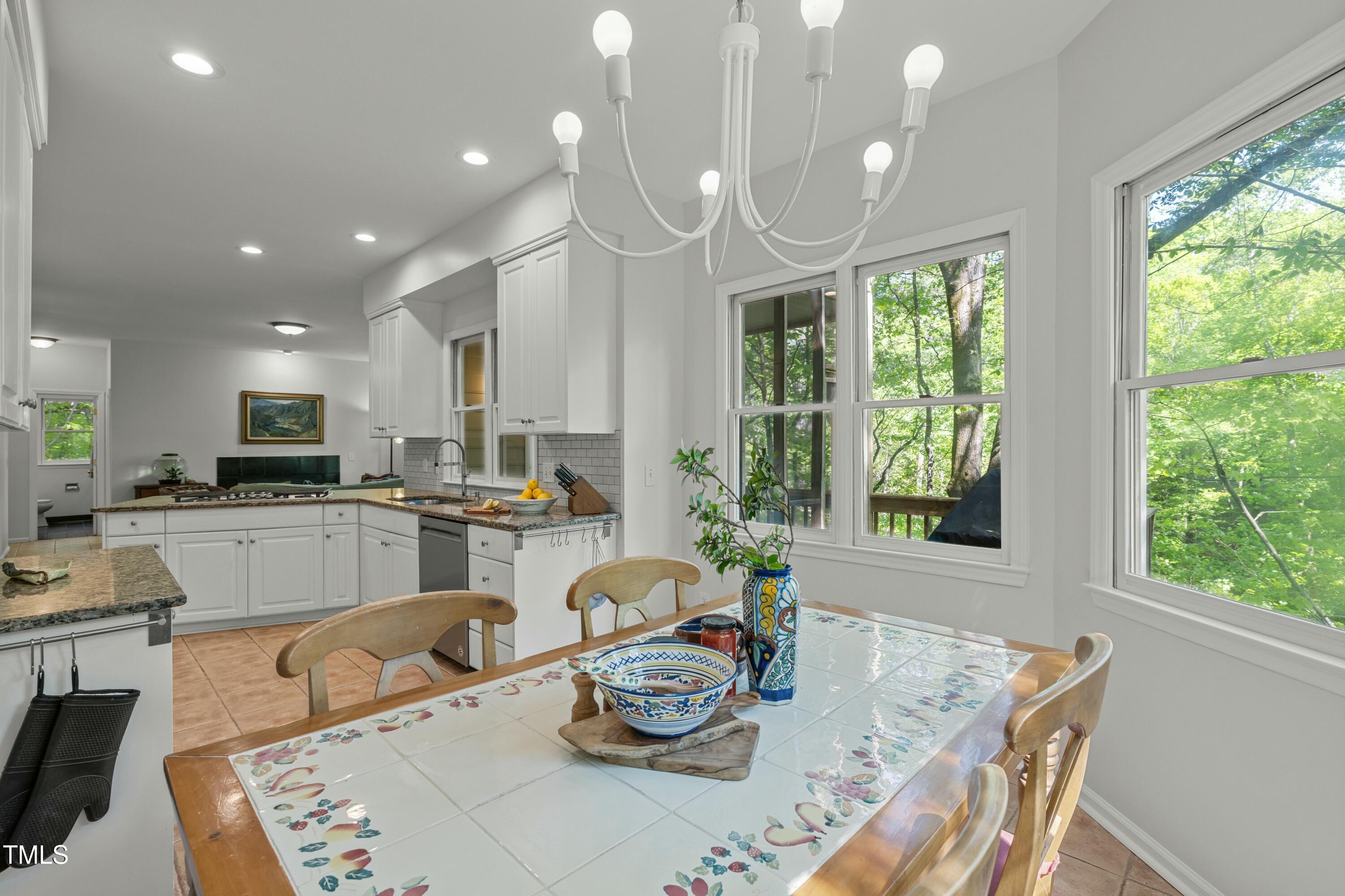 205 Glenview Place