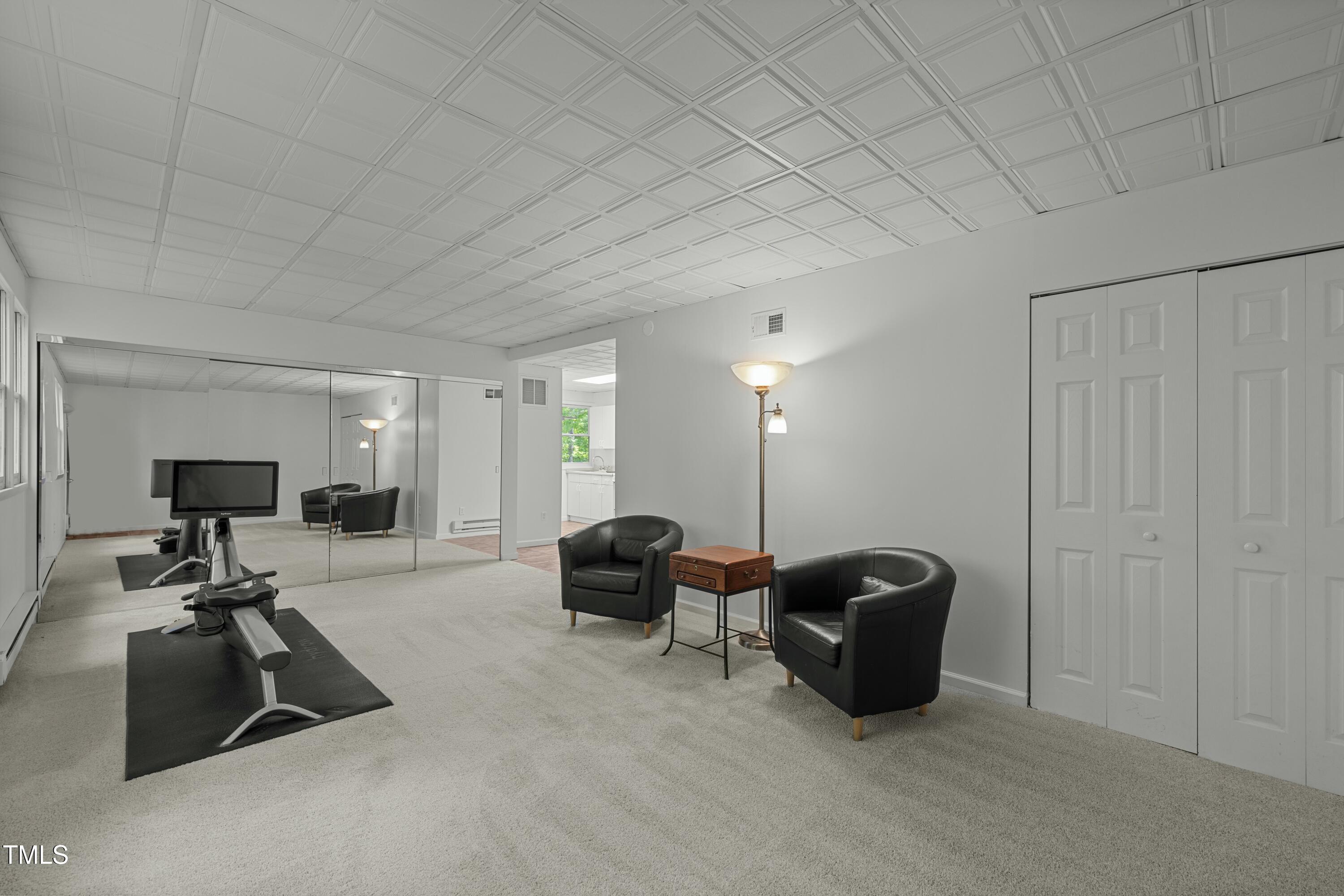 205 Glenview Place