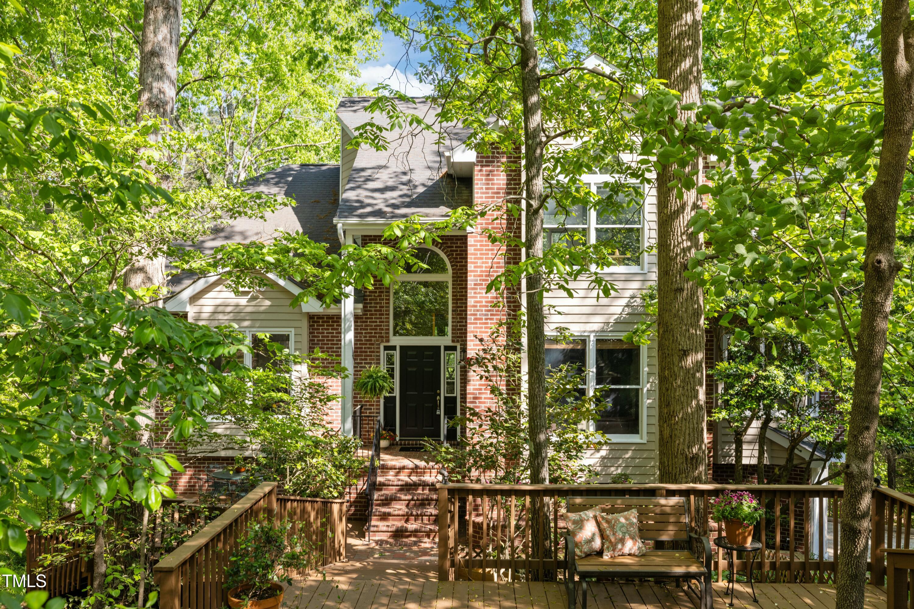 205 Glenview Place