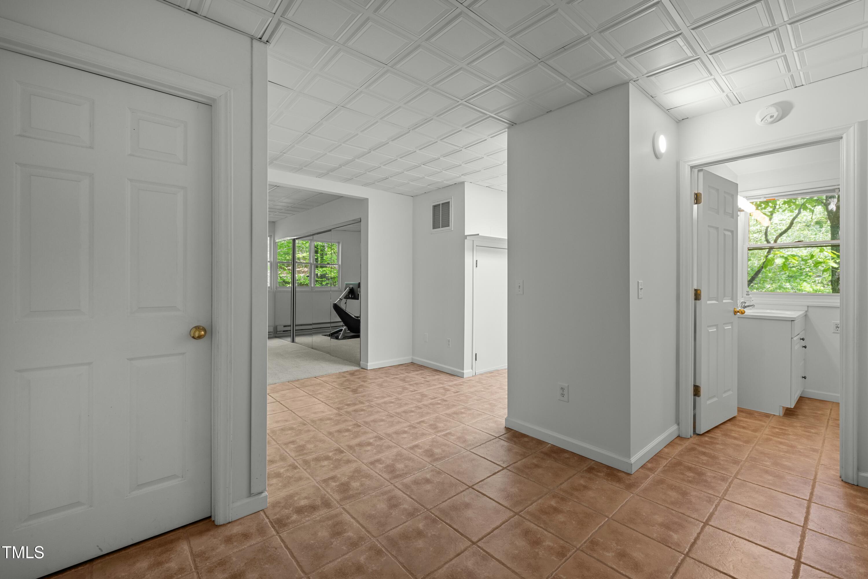 205 Glenview Place