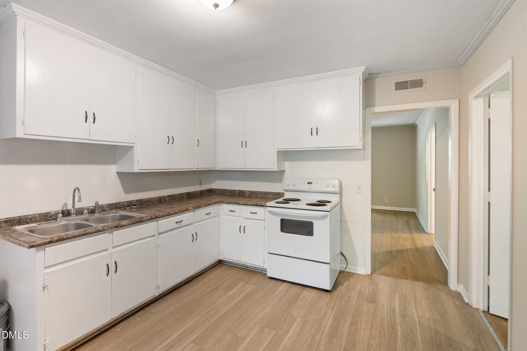 2209-2211 Morehead Avenue