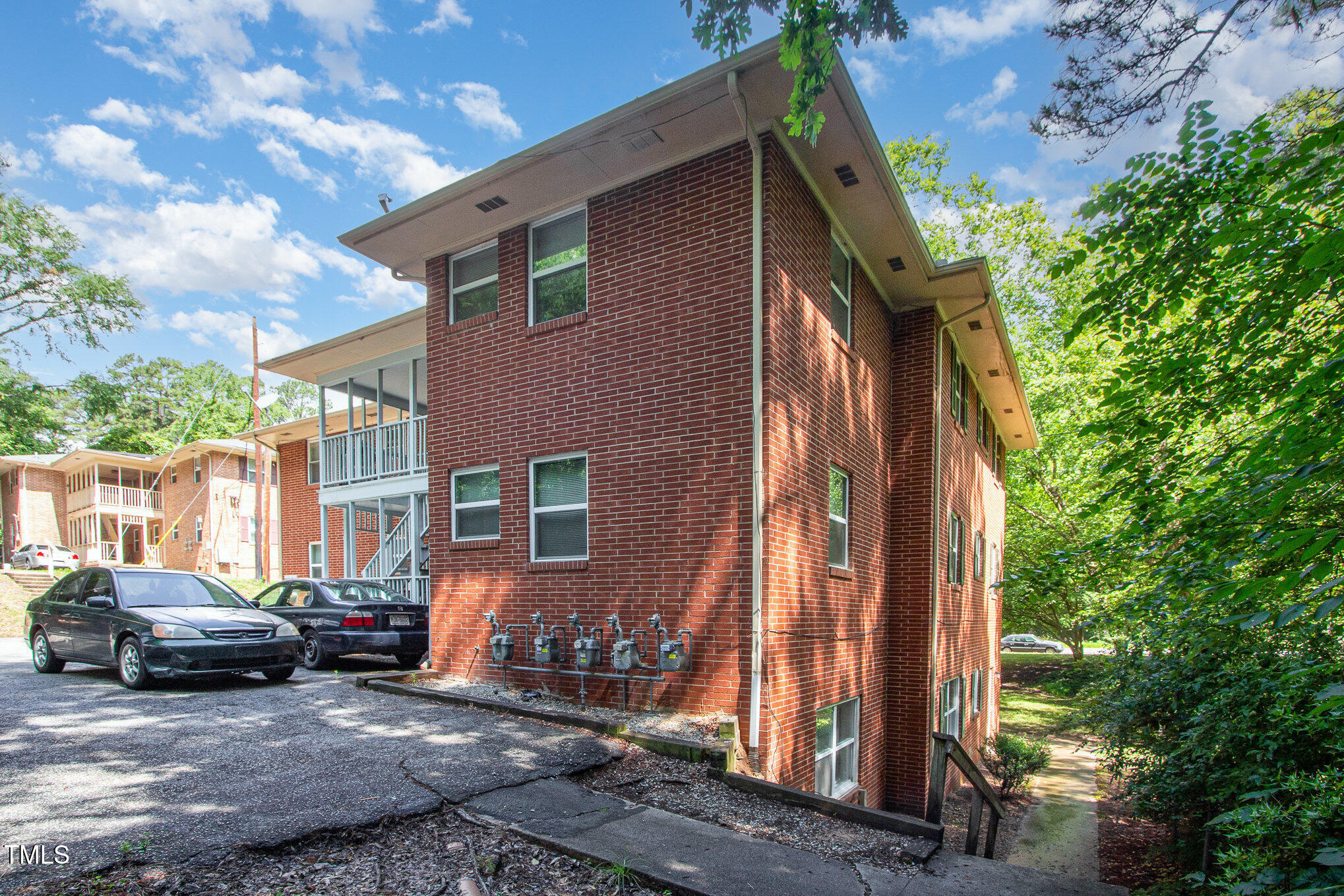 2209-2211 Morehead Avenue