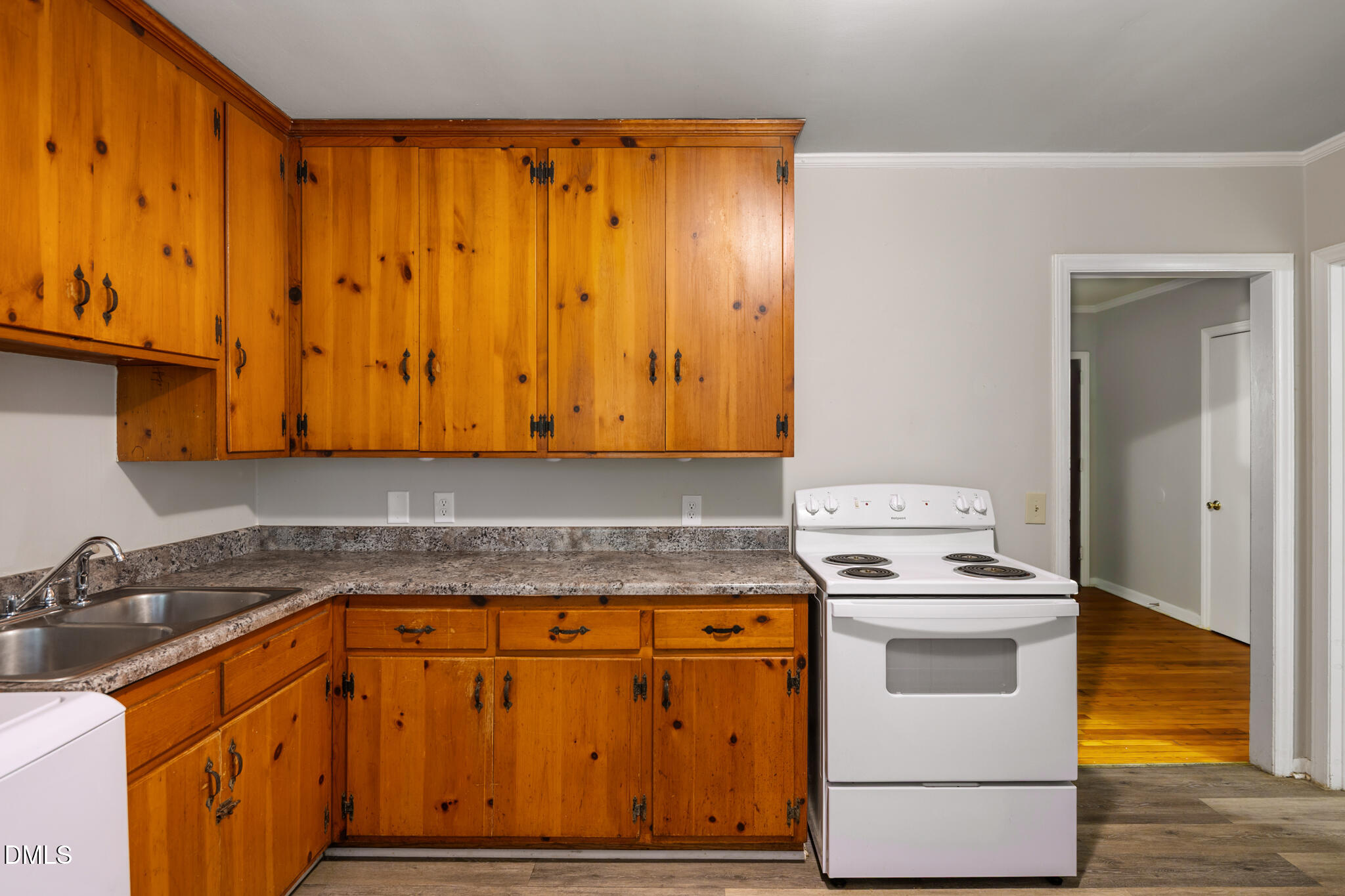 2209-2211 Morehead Avenue