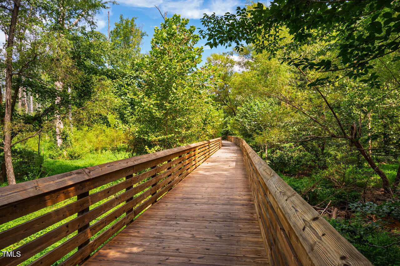 50 Dover Ridge Court