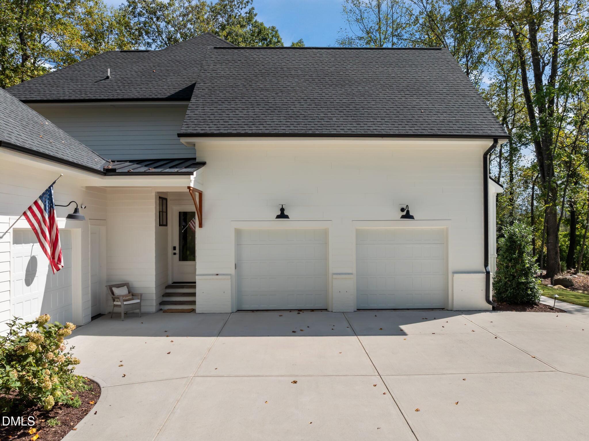 170 Kenwood Lane