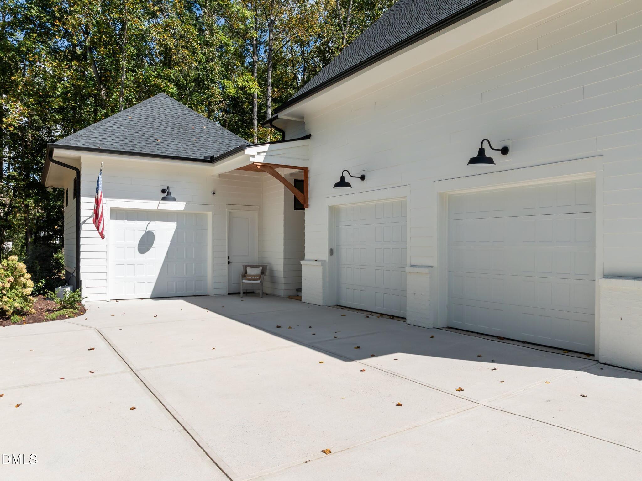 170 Kenwood Lane