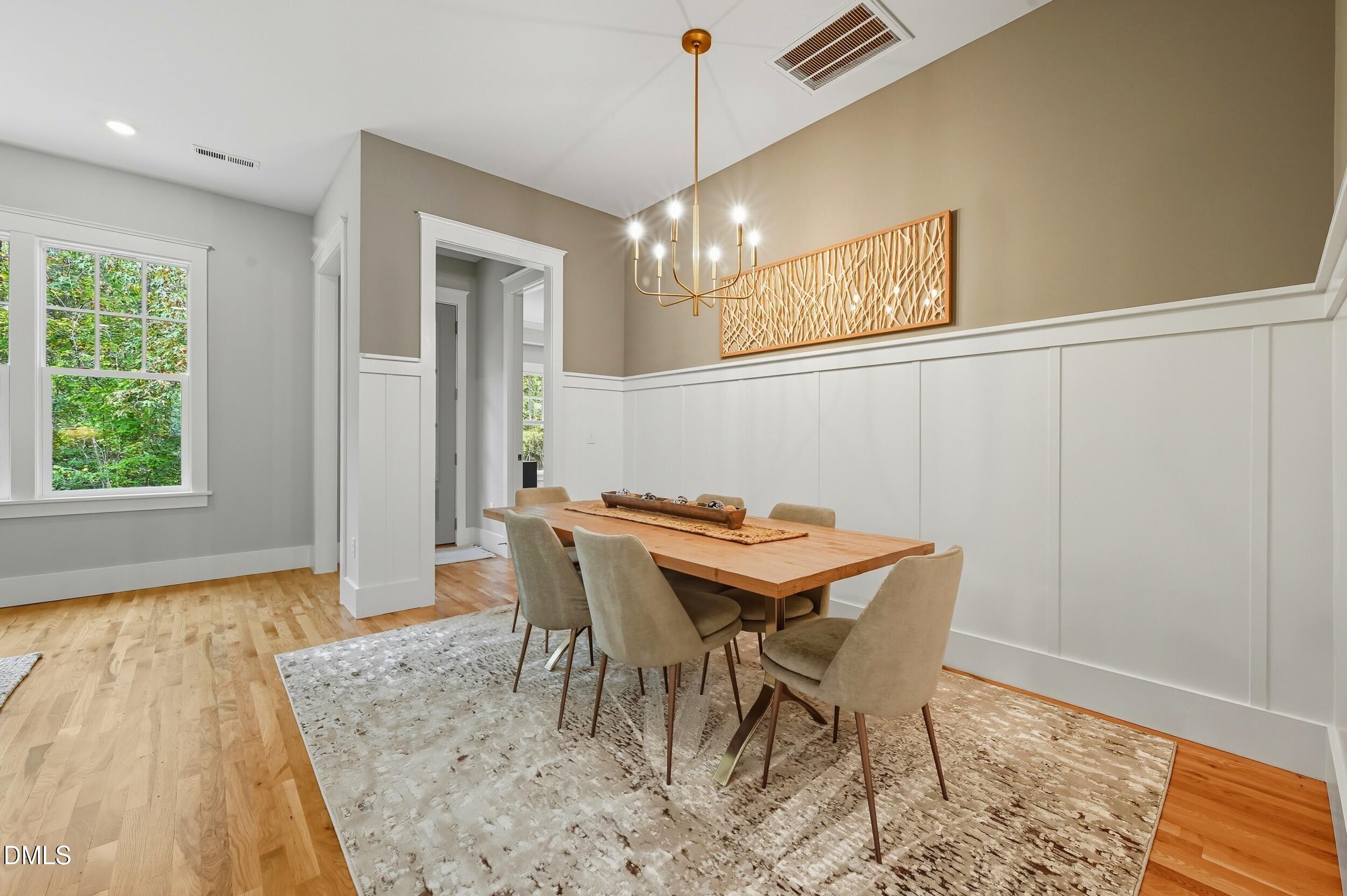 916 Noisette Court