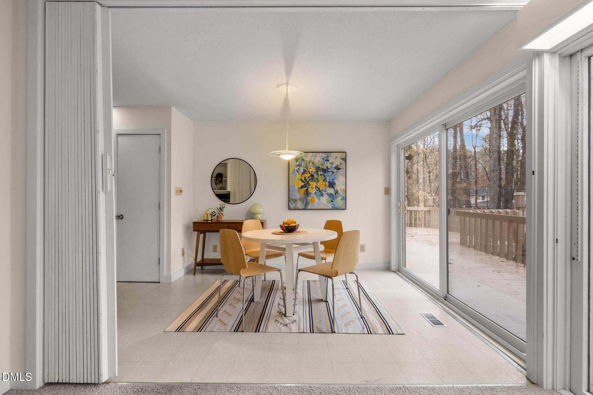 634 Kensington Drive