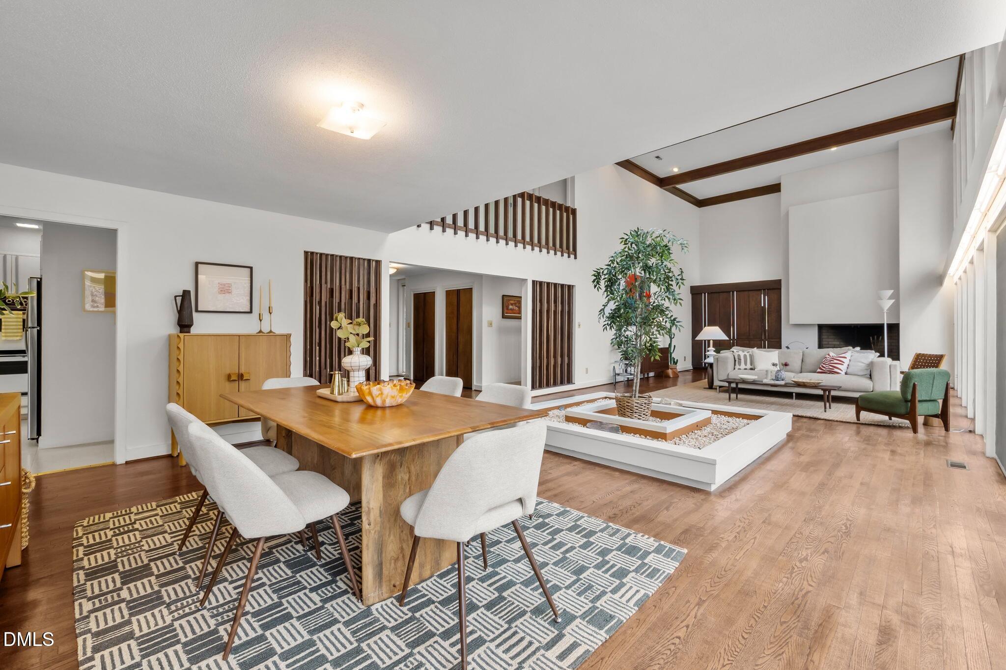 634 Kensington Drive