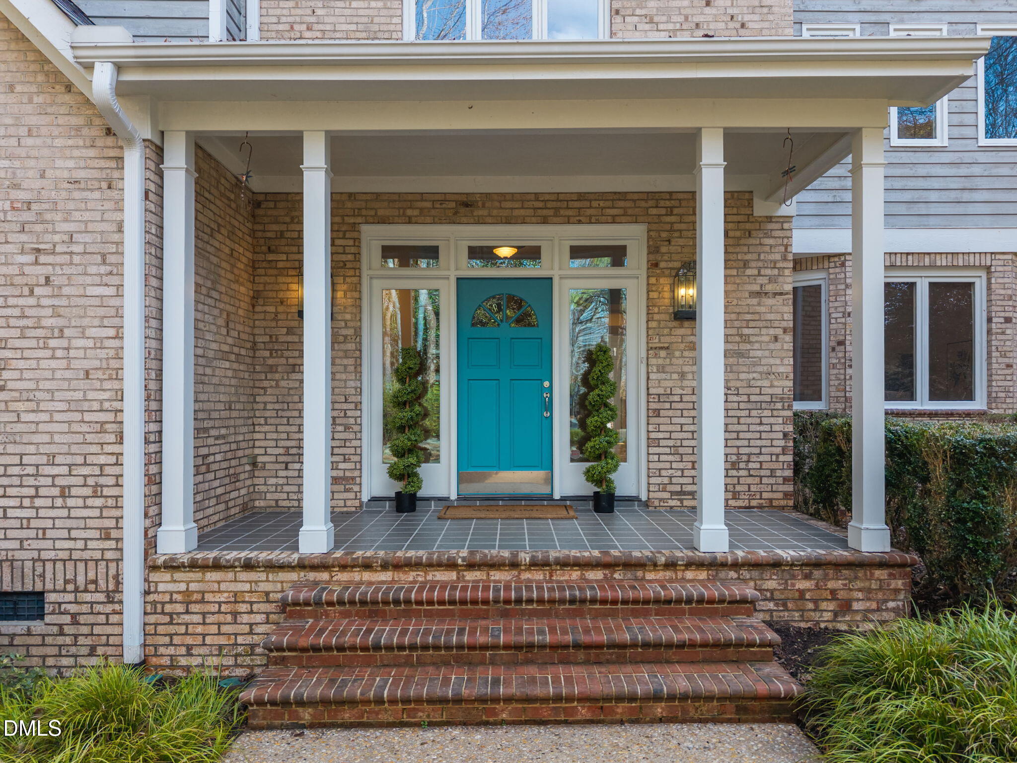 822 Creekstone Drive