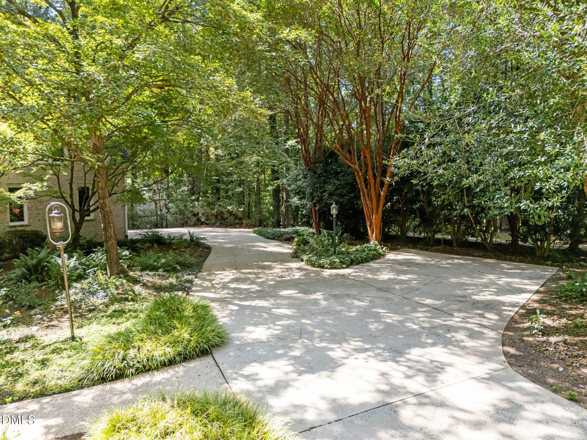 822 Creekstone Drive