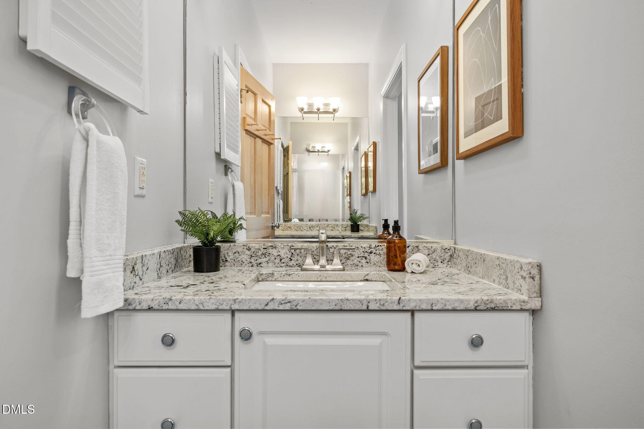 822 Creekstone Drive