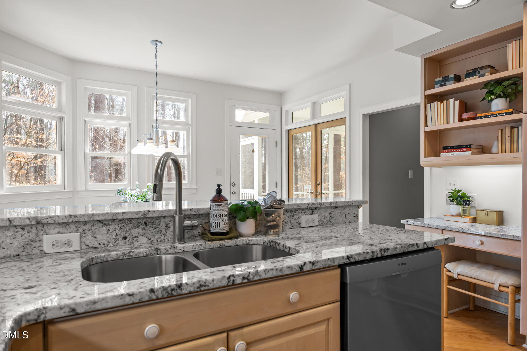 822 Creekstone Drive