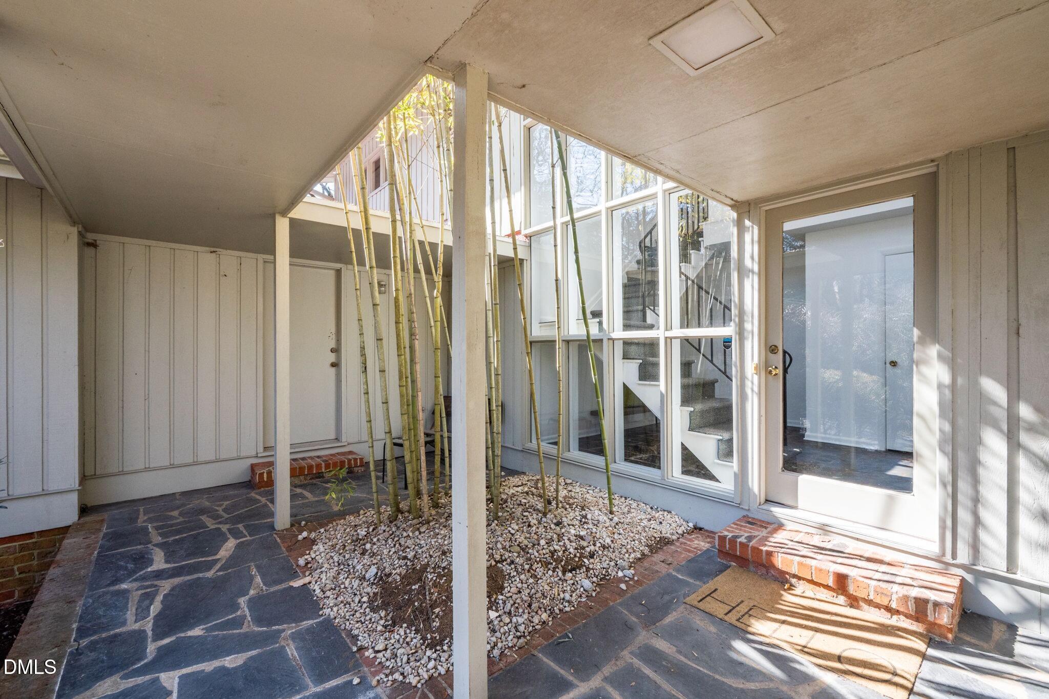 1709 Curtis Road